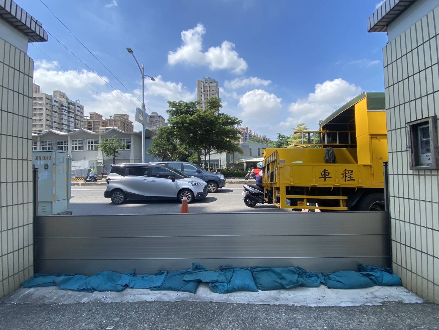 台電高雄區處全力戒備紅霞颱風 請民眾多利用網路通報查詢停復電資訊 台電高雄區處全力戒備紅霞颱風 請民眾多利用網路通報查詢停復電資訊