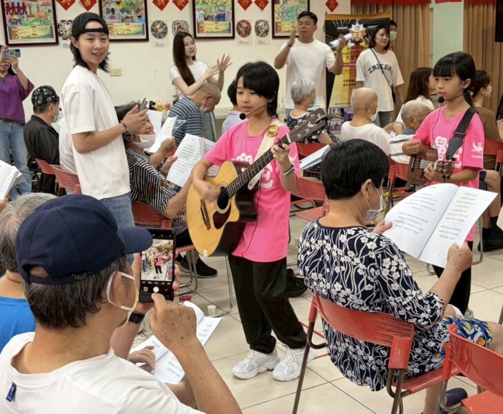 「閃耀凡星－敢夢環臺」新竹榮家巡演　「青銀共融」譜寫溫馨樂章
