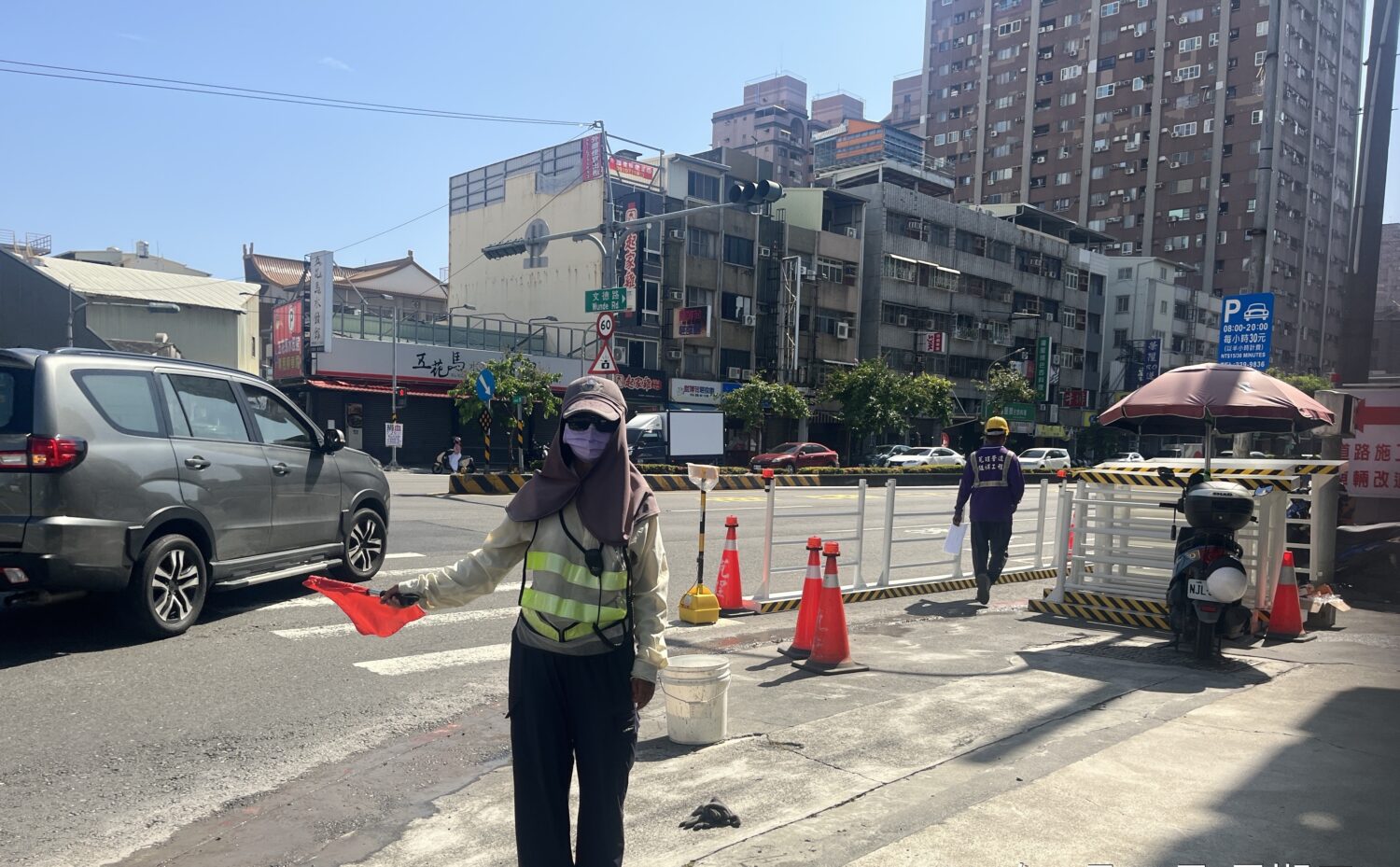 鳳山建國路人行道改善開工 高市府優化人本通行環境