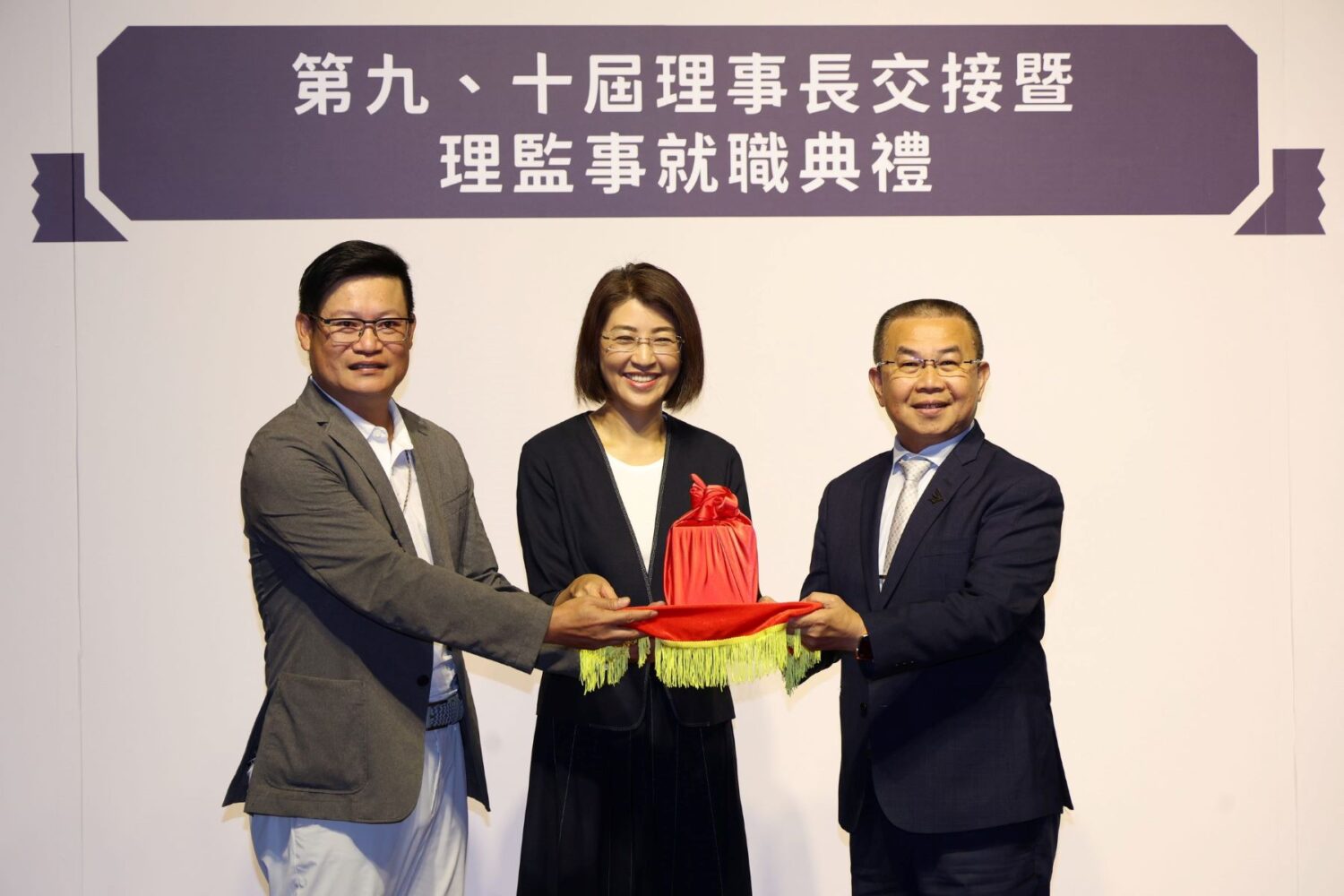 南投觀光聯盟交接 茆晉日牂接任理事長