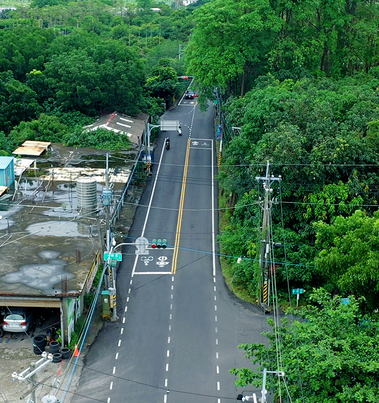 高市工務局鋪出產業大道！橋頭園區周邊道路翻新 用路安全再升級