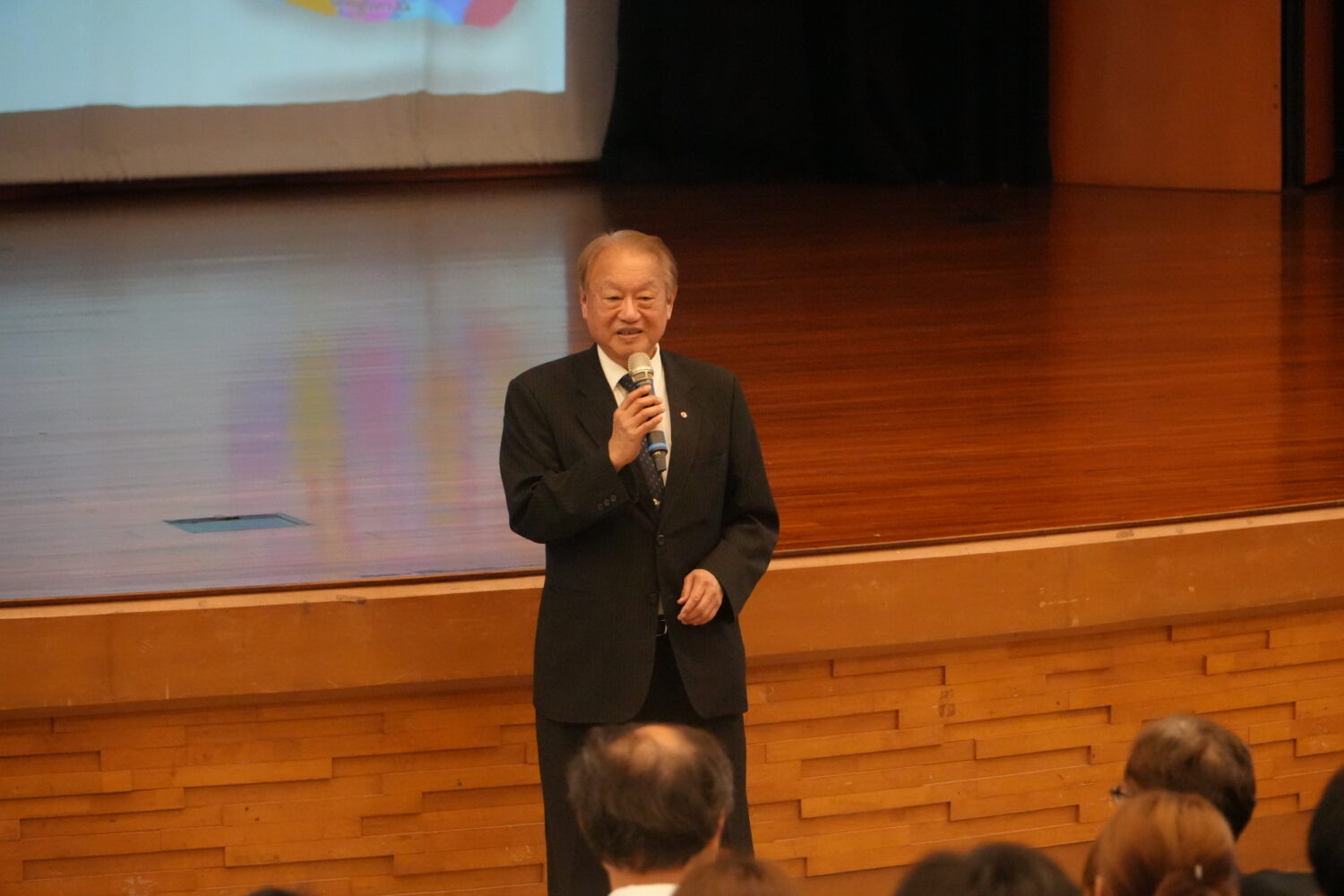 許富凱返鄉開唱掀高潮 點亮蕉城夜經濟 「2026野趣東高雄」旗山首場吸萬人! 許富凱返鄉開唱掀高潮 點亮蕉城夜經濟 「2026野趣東高雄」旗山首場吸萬人!
