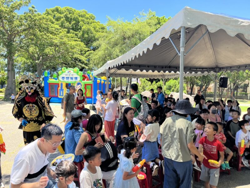 大崗山國際青年商會聯手高雄市議員參選人黃韻涵舉辦綠色生活親子園遊會 湧入親子同樂人潮