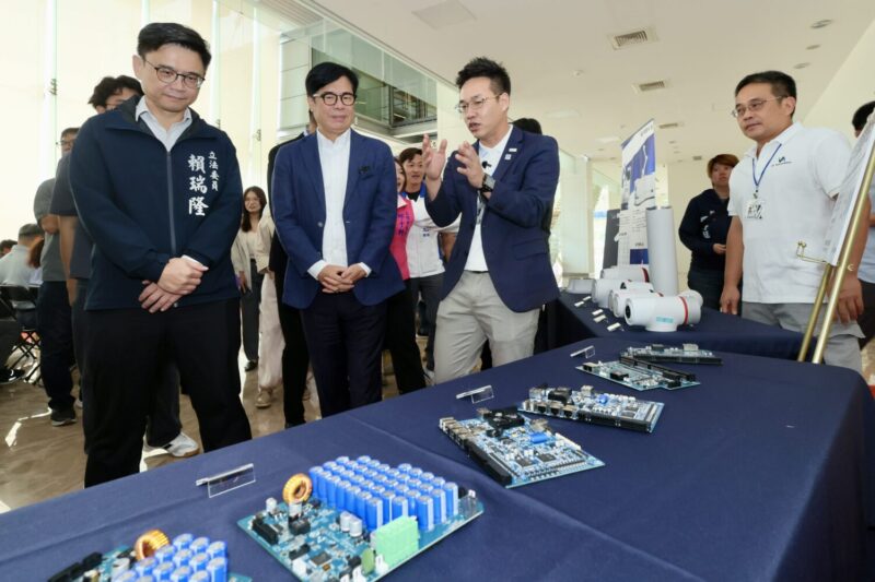 飛傲科技「機器人創新中心」 進駐高雄軟體園區