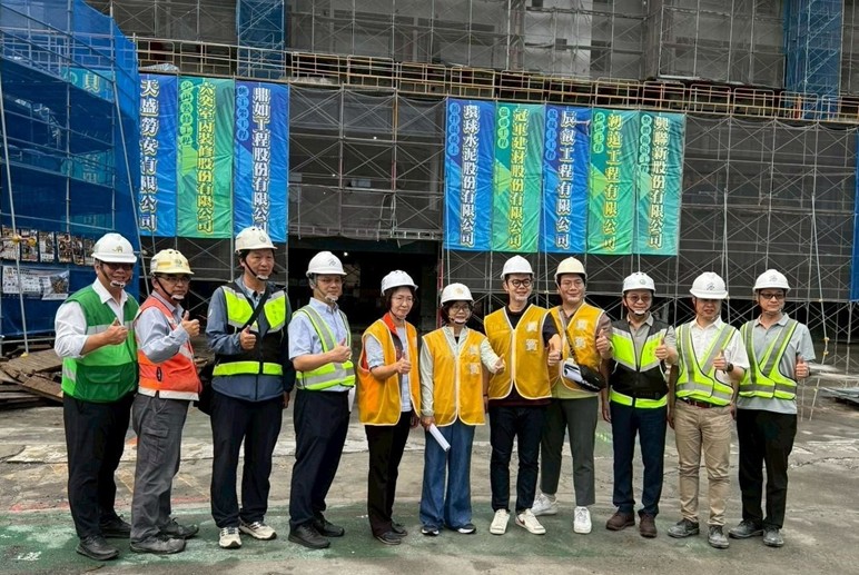 高市都發局亞灣智慧公宅工程熱危害防制有成 獲勞工局肯定 高市都發局亞灣智慧公宅工程熱危害防制有成 獲勞工局肯定