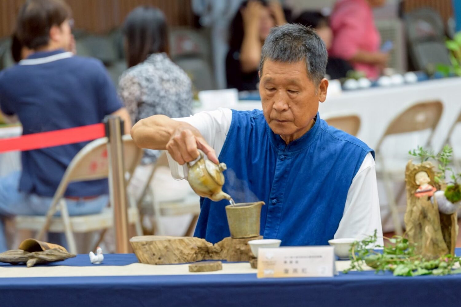 第11屆「月映盃全國泡茶競賽」8/15盛大登場 首度攜手高雄市農業局 主打在地山茶與「禮親奉茶」孝道精神 第11屆「月映盃全國泡茶競賽」8/15盛大登場 首度攜手高雄市農業局 主打在地山茶與「禮親奉茶」孝道精神