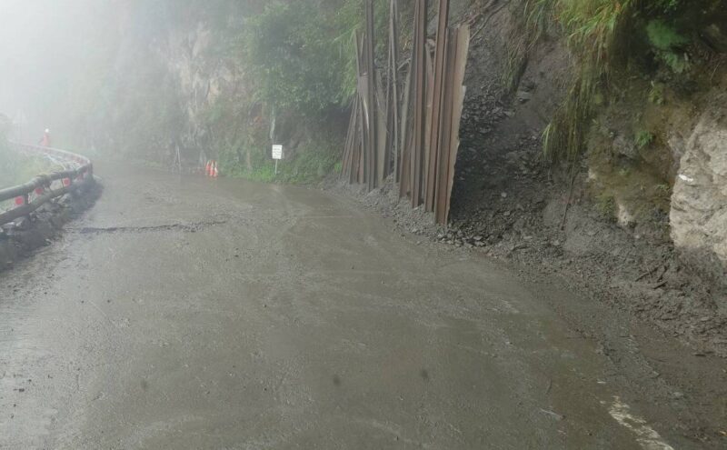 臺東縣海端鄉台20線170K+400(利稻路段)道路落石已排除，雙向恢復正常通行
