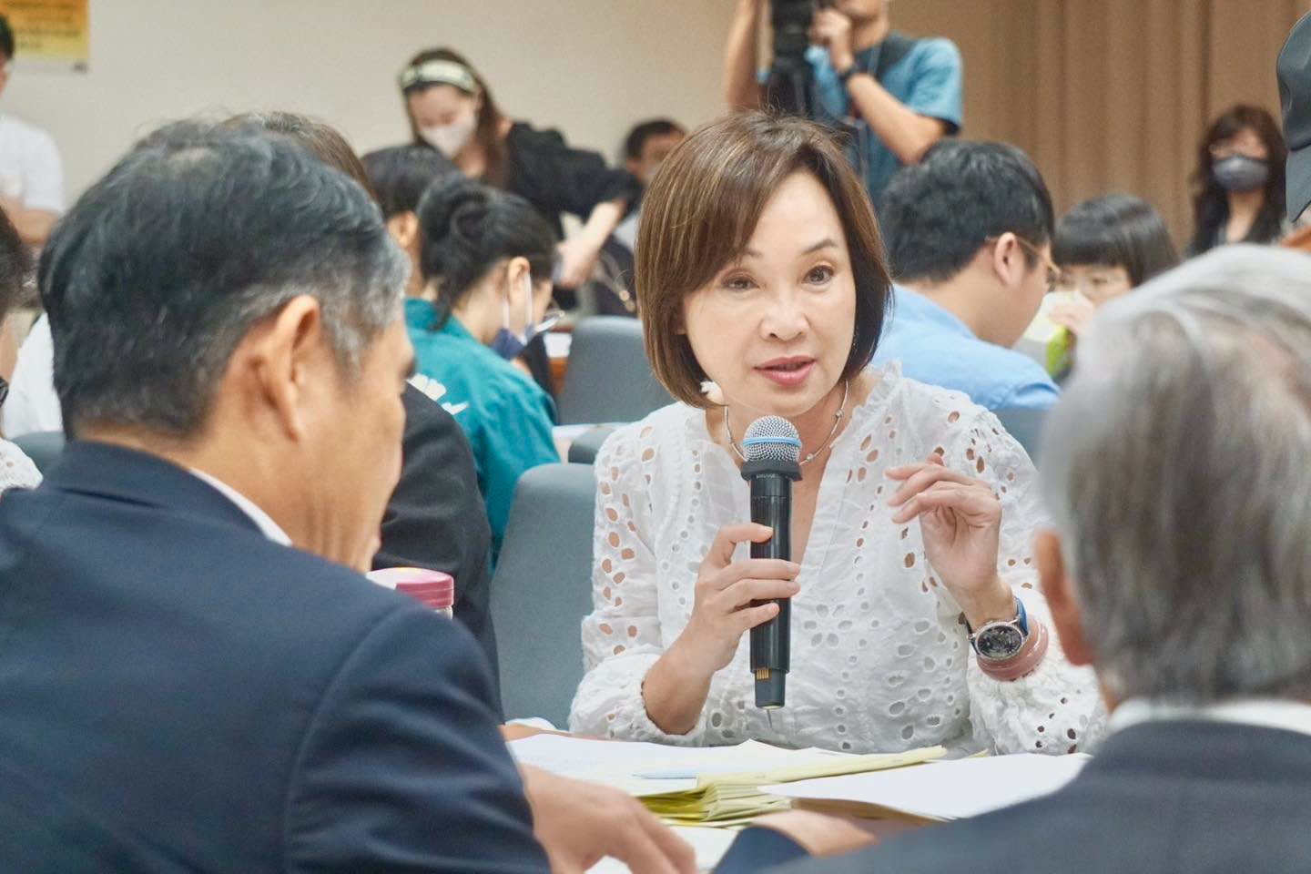 「3%首都稅」根本不存在!柯志恩:小賴別再利用假訊息耍無賴 「3%首都稅」根本不存在!柯志恩:小賴別再利用假訊息耍無賴