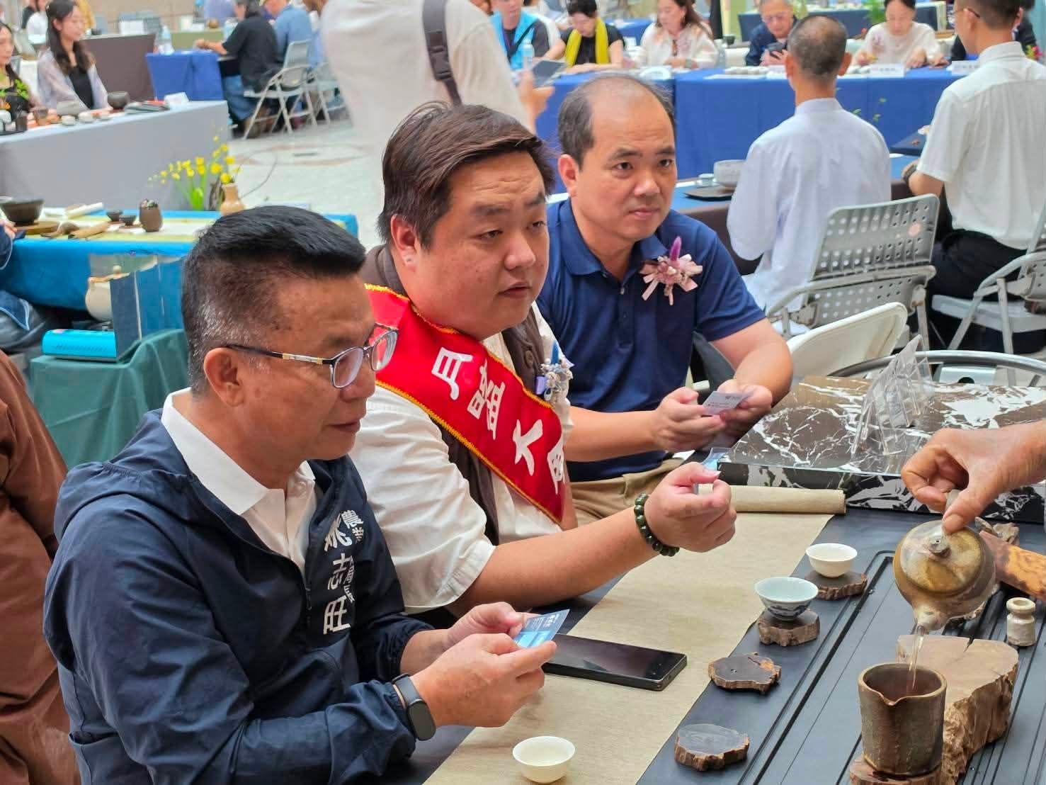 月映盃全國茶藝師齊聚高雄 小小茶人表現亮眼 完美詮釋茶道文化