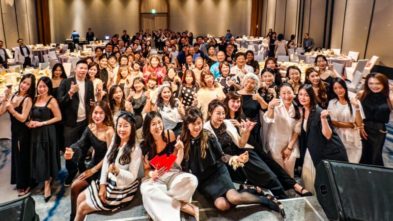 ▲高雄市模特兒協會將持續以國際、女力與公益為發展方向,讓高雄的時尚力量走向世界,也讓愛因時尚持續前行。(圖/記者張忠義攝)