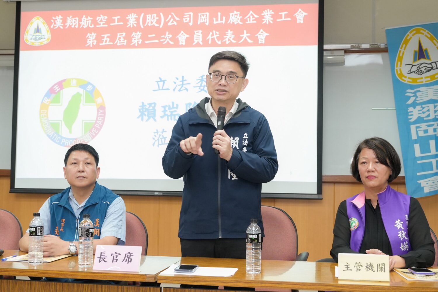 賴瑞隆:柯志恩嘴喊挺國防,藍營卻卡法案! 賴瑞隆:柯志恩嘴喊挺國防,藍營卻卡法案!