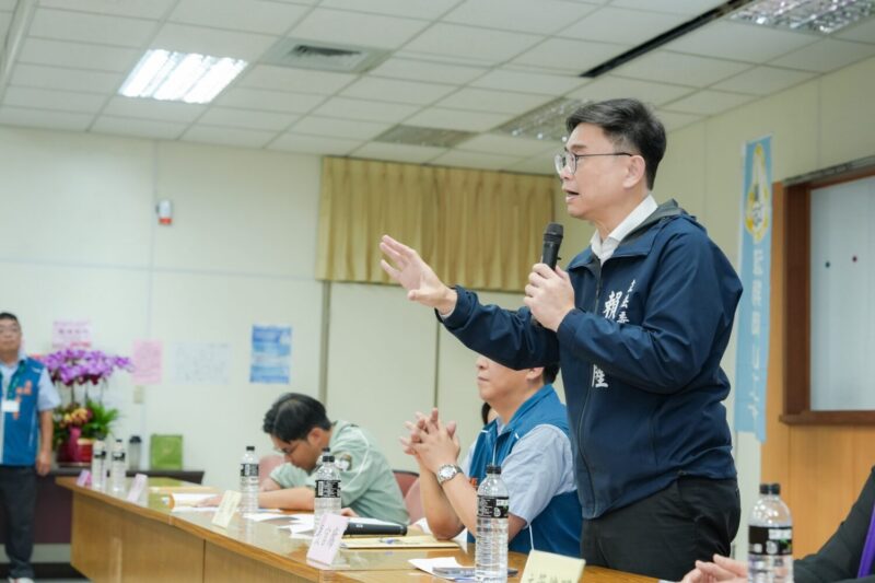賴瑞隆：柯志恩嘴喊挺國防，藍營卻卡法案！