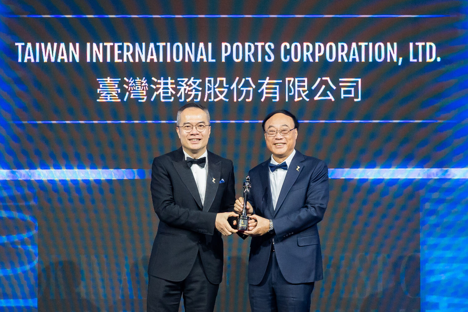 臺灣港務公司再獲肯定 四度榮獲《HR Asia》亞洲最佳企業雇主獎 首獲「科技賦能獎」 臺灣港務公司再獲肯定 四度榮獲《HR Asia》亞洲最佳企業雇主獎 首獲「科技賦能獎」