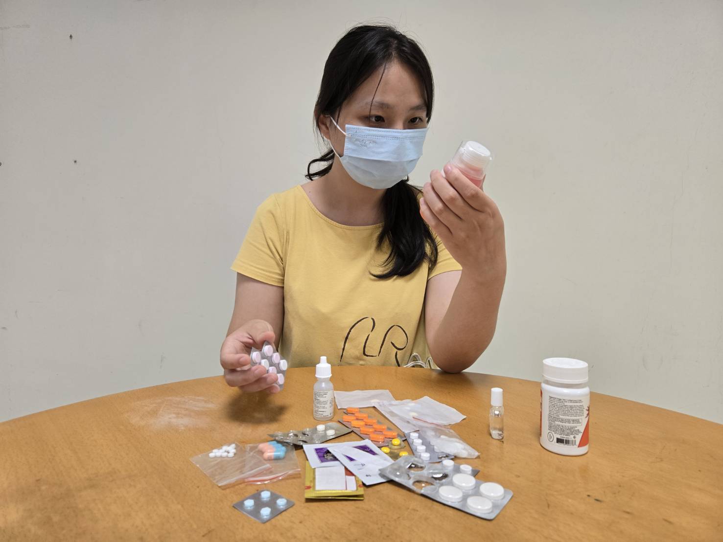 新冠疫情持續升溫 高市衛生局提醒民眾快篩就醫別吃剩藥 以免延誤黃金治療期