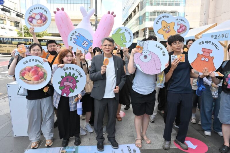 屏東觀光快閃首爾　3米高阿和現身弘大！邀韓國旅客來趟療癒之旅