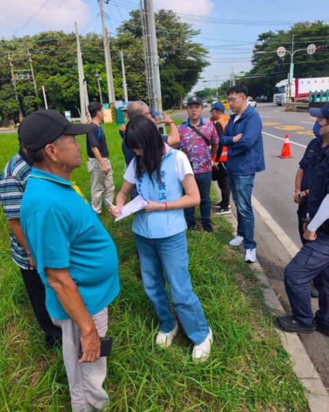 高雄市議員參選人黃韻涵會勘燕巢交流道 解決車禍熱點