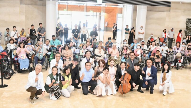 中鋼教育基金會聯合張正傑老師舉辦輪椅族公益音樂會 溫馨邁入第12年