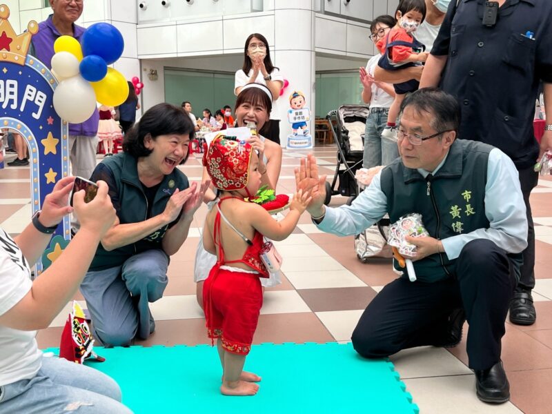 黃偉哲施政滿意度大躍進  台南社福、文教雙冠六都