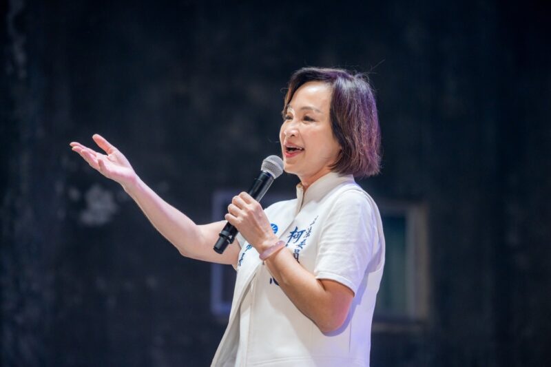 新興區鼓壽宮廟口開講 柯志恩提改造中央公園重振新堀江商圈