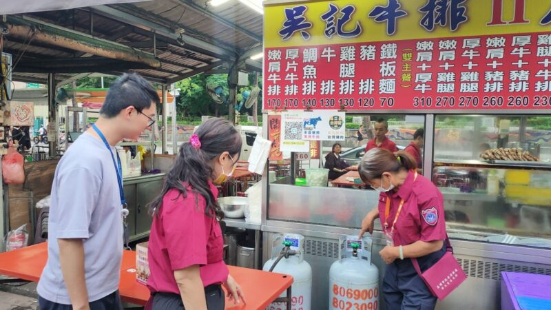 漢民夜市防火安全升級！高雄消防攜手經發局宣導瓦斯、用電安全