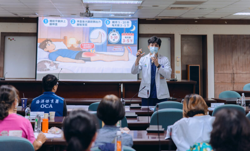 ▲ 東港馬光中醫診所劉勛奇醫師分享預防醫學觀念，從漁民常見的搬運、久站與作息不規律等工作型態切入，提供日常健康管理建議。（圖/馬光中醫提供）