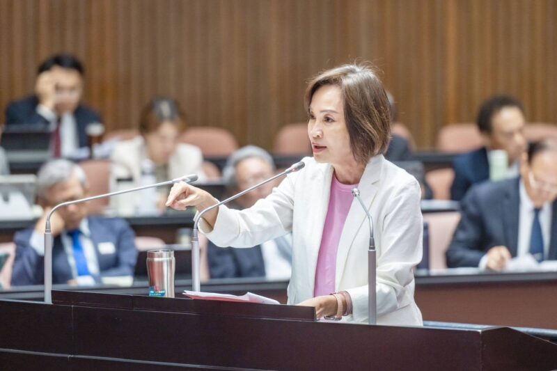 柯志恩批政府反毒失能 毒品、霸凌與校事會議已成「校園三害」