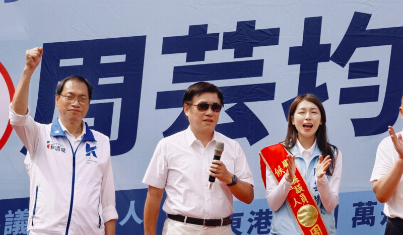 ▲前台北市長郝龍斌則特別自台北南下，期盼周芸均延續父親服務地方的態度。（圖/記者張忠義攝）