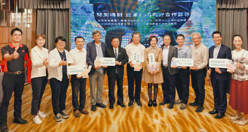 ▲崙禾也將青年留鄉與農業人才培育列為地方創生的重要工作，以蘆筍產業為行動起點，陪伴青年認識家鄉土地並投入農業。（圖/記者張忠義攝）