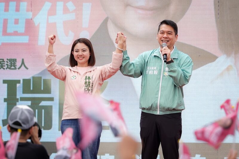 拚出大旗美新未來 賴瑞隆美濃後援會暨林慧欣競總成立